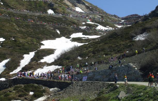 Passa il Giro d'Italia, la valle si ferma