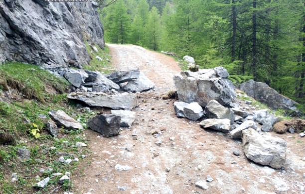 Caduta massi, chiusa la val Thuras
