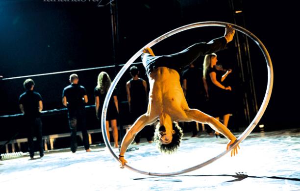 Franceschini premia il Cirko Vertigo