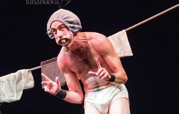 Acrobati e surreali: il circo è dei giovani artisti