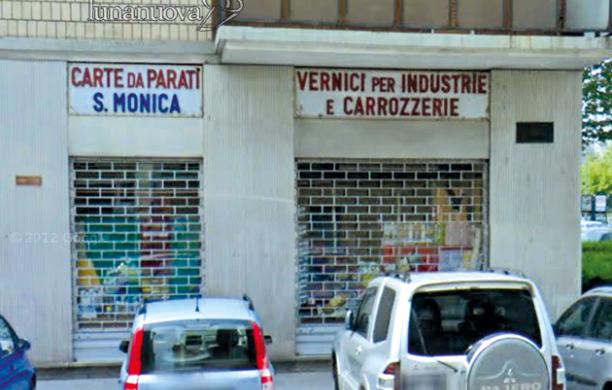 Vernici rubate in offerta al colorificio