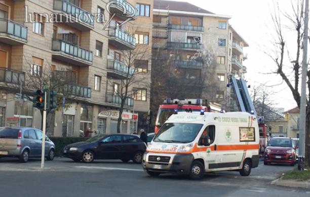 Principio d'incendio nell'appartamento: grave un uomo di 69 anni