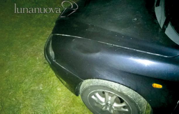 Investe una donna poi fugge e simula il furto dell'auto