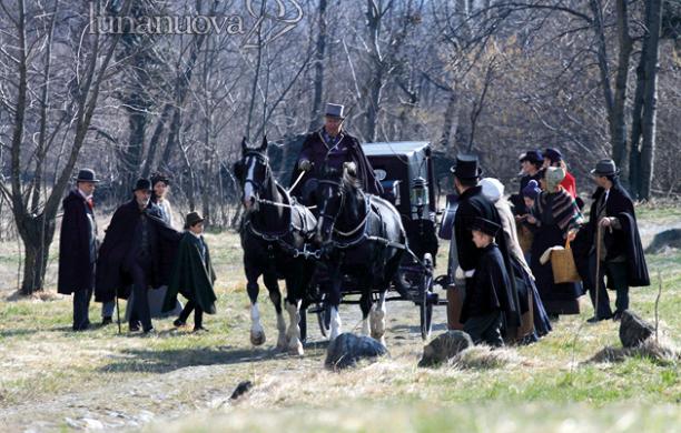 "Profumo di resina" parte in carrozza