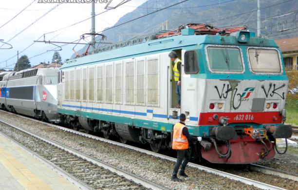 Come la scorsa estate: il Tgv di nuovo in panne