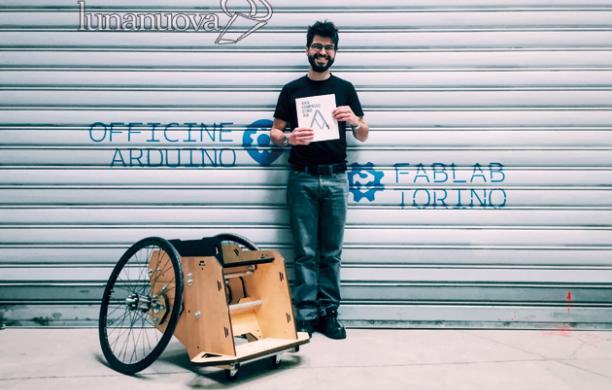 Con la carrozzina "fai da te" si aggiudica il "Nobel" del design