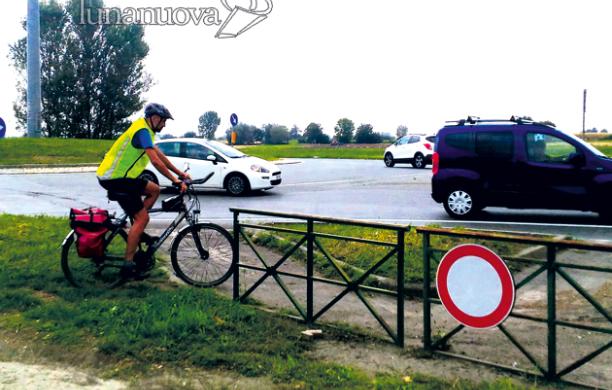 Rivoli, ciclisti a rischio in corso Allamano