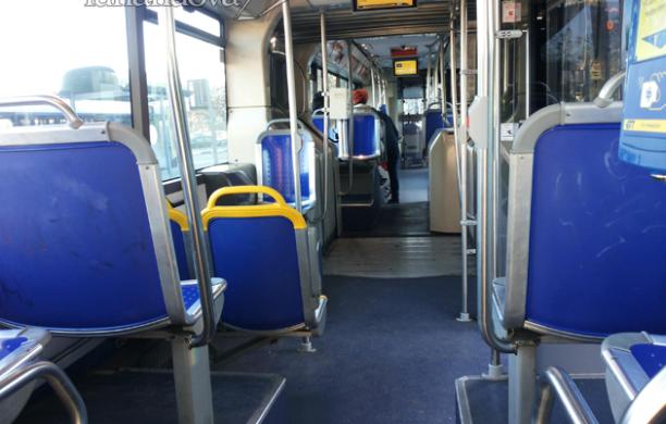 Beinasco, autobus di linea guasti e in ritardo: il sindaco lancia un petizione