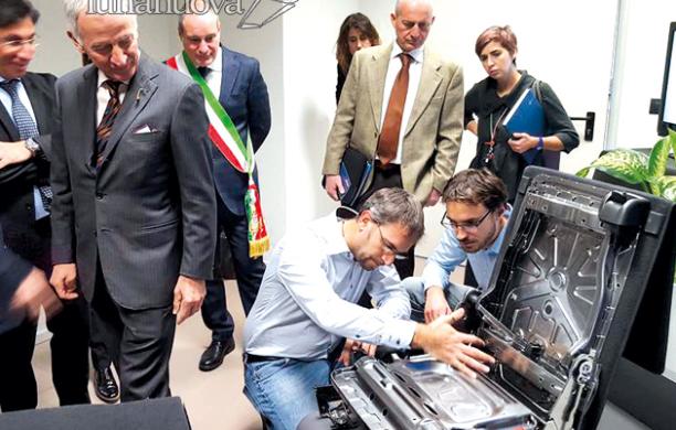 Collegno, sbarca la Adient, leader mondiale dei sedili per auto