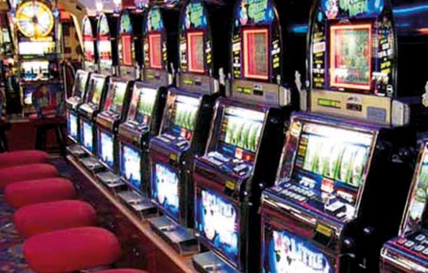 Bardonecchia, le slot machine taroccate costano 24mila euro