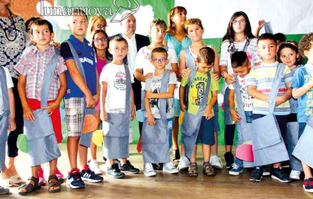 Grugliasco, alla Don Caustico alunni a lezione senza zaino: progetto pilota
