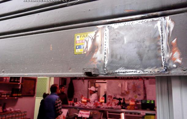 Condove, furto in macelleria: in fumo quasi una tonnellata di carne