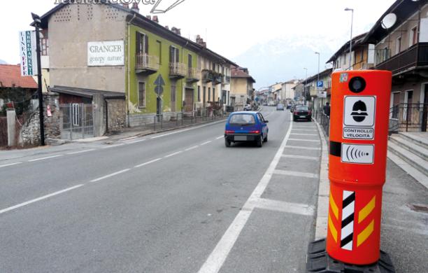 Borgone, ecco in via Abegg due speed-check: «Al via da marzo»