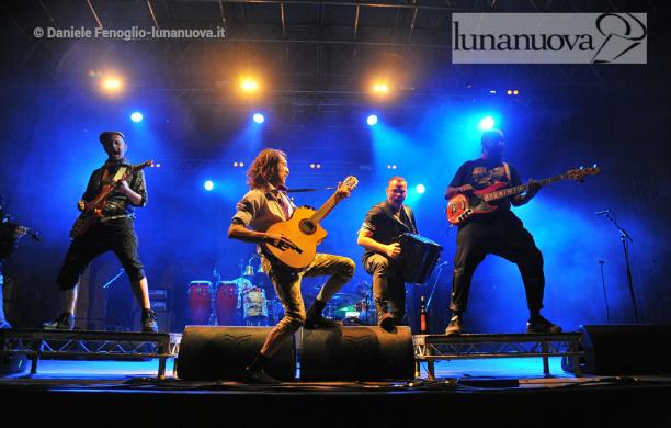 Una notte da leoni con i Gogol Bordello al Flower Festival di Collegno