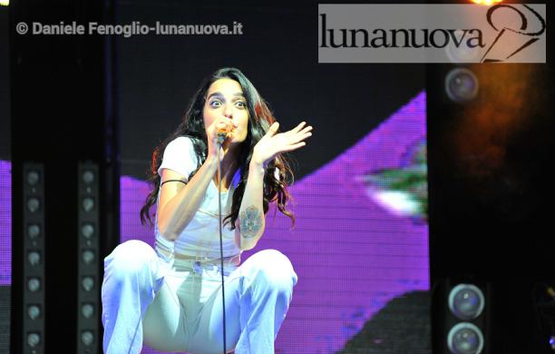 Levante e Peaches: il Flower Festival chiude in bellezza 