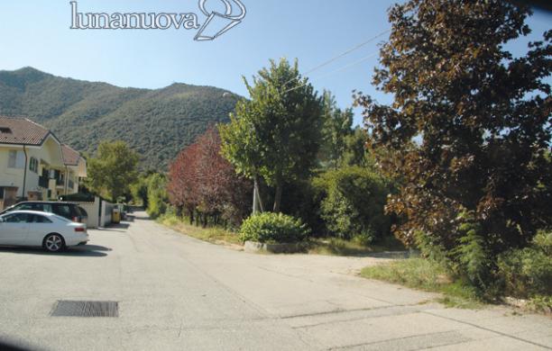 Caselette: moto contro furgone, muore un 16enne