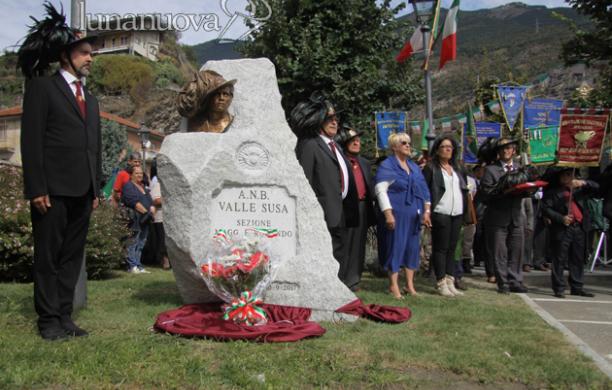 Susa, i bersaglieri hanno il loro monumento grazie al raduno