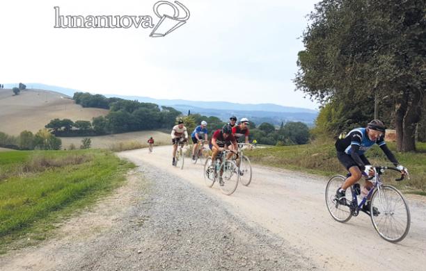 Quattro "eroi" dalla valle di Susa sulle strade sterrate della Toscana