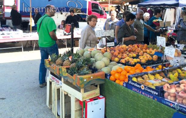 Collegno, il mercato del sabato in piazza Torello diventa "smart"
