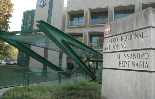 Esame del capello per scoprire i metalli pesanti