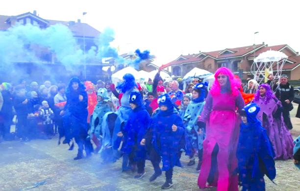 S.Ambrogio: Savellera conquista il Carnevale dei borghi