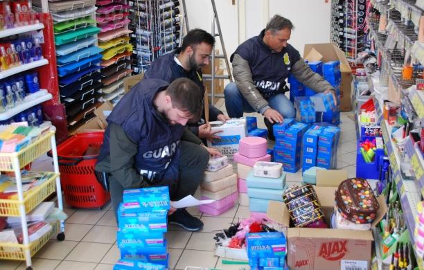 Avigliana, sequestrati 122mila articoli potenzialmente pericolosi