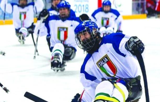 Sledge-hockey a PyeongChang: un piossaschese fa gol ai mostri americani