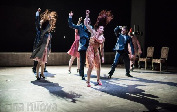 Uccidere Desdemona a colpi di danza