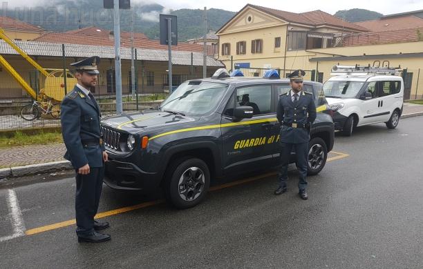 Giro di vite sul piccolo spaccio in stazione