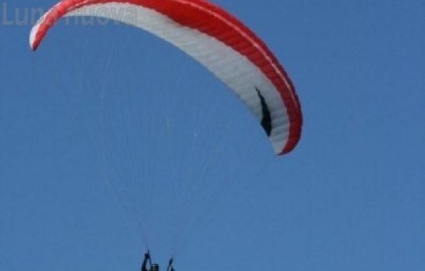 Giaveno: tocca i cavi e cade col parapendio