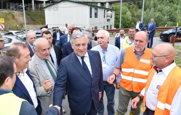 Tav: Tajani in visita al cantiere, Conte prende altro tempo