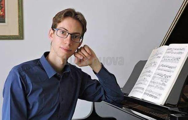 Rivalta, un’estate a scuola da Riccardo Muti: Alessandro sulle orme del maestro