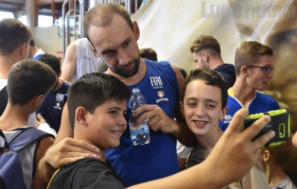 La Fiat di Serie A1 a Giaveno. E l’allenamento è tutto un selfie