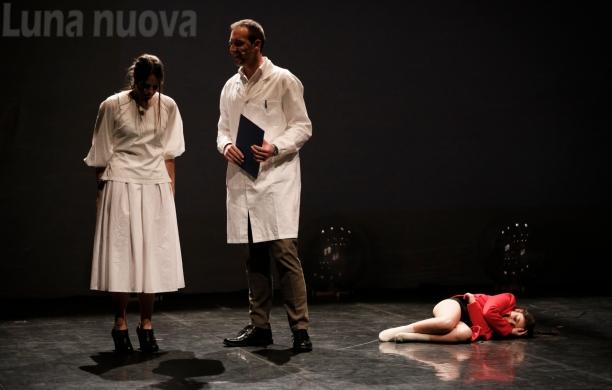 Fuori: il racconto della lucida follia dei manicomi
