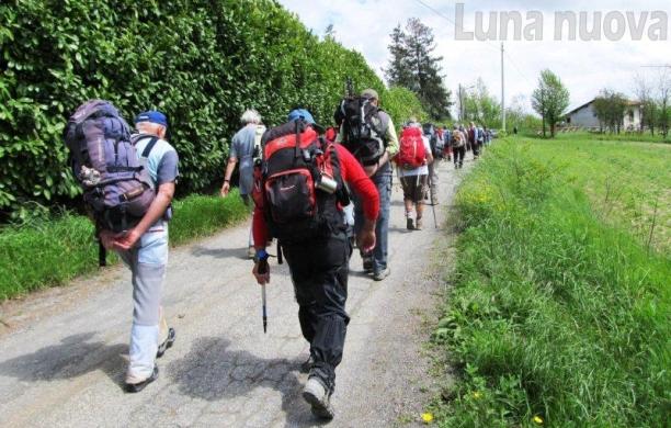 Grugliasco, da Crea a Crea: volontari in cammino per farsi sentire