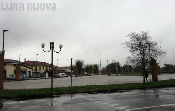 Rivalta, piazze, scuole, alberi e giardini