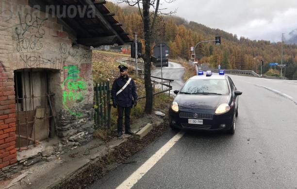 Cesana: imbratta un muro, denunciato un francese 