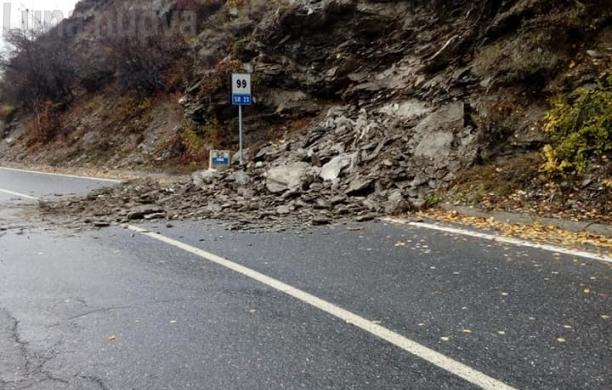 Cesana: frana tra San Sicario e Champlas Janvier