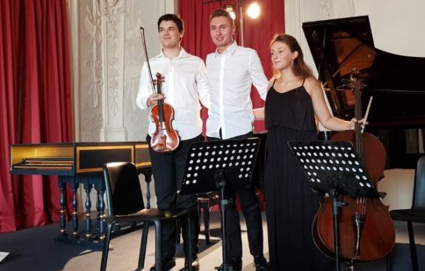 Trio Omnia, la musica classica è giovane