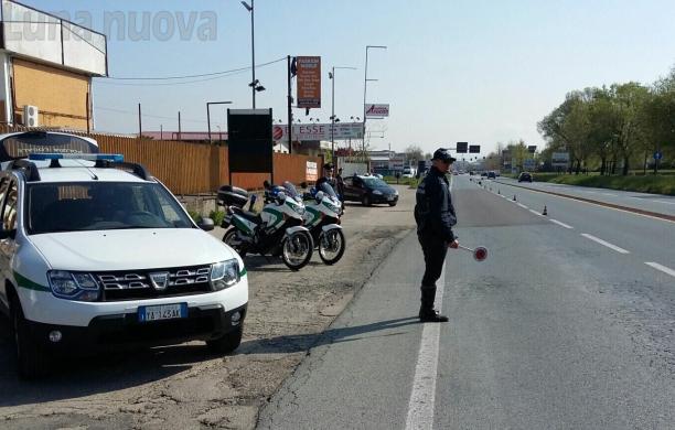 Orbassano, vigili aggrediti dall’automobilista turbolento 