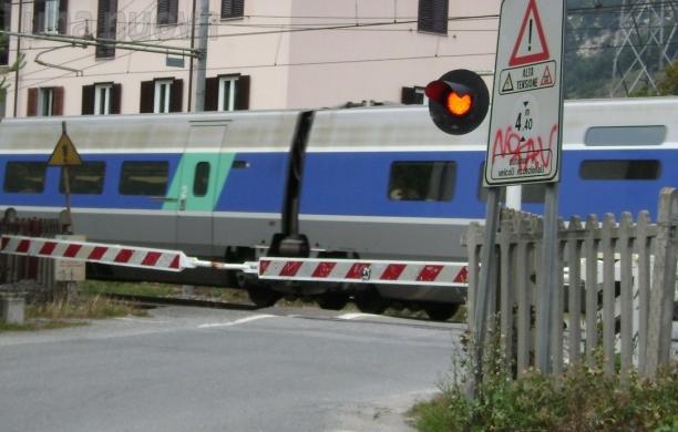 Ore contate per i quattro passaggi a livello di Oulx