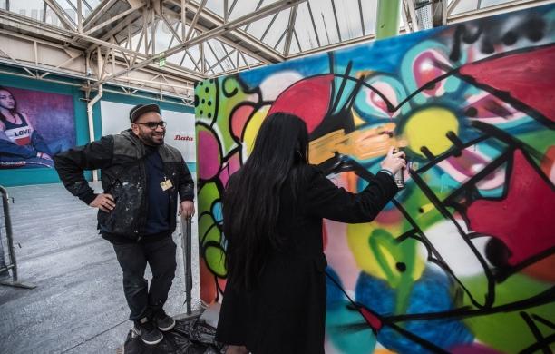 Grugliasco, non solo "vasche" alle Gru: rap e street art per i ragazzi