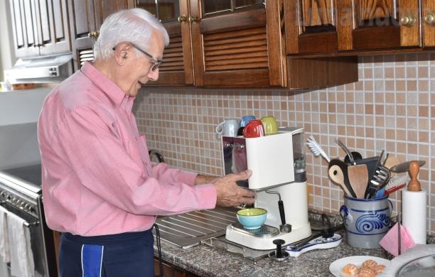Bussoleno, la solitudine dell'80enne sfollato