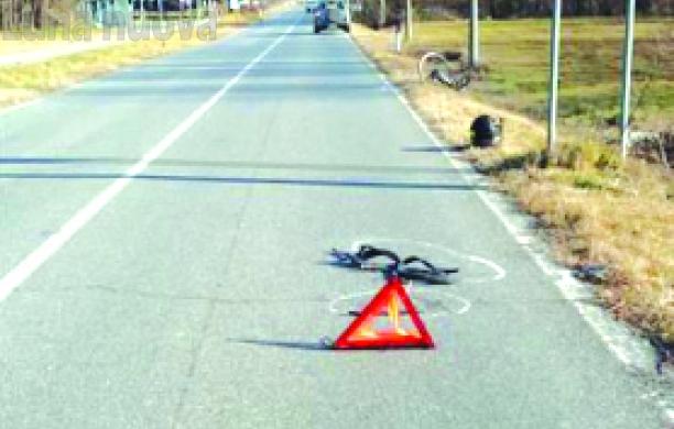 Caprie, scontro suv-bici in viale Kennedy: ferito il ciclista