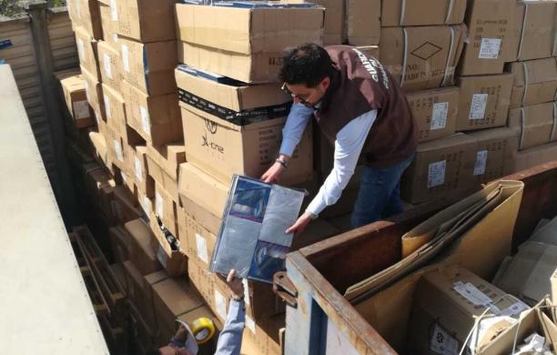 Maxi sequestro di giochi pericolosi in depositi cinesi