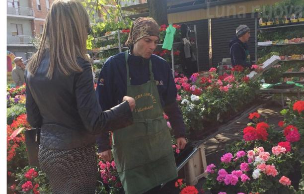 Rivoli, la Fiera di Primavera resiste al maltempo