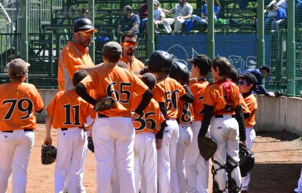 Bees e Rebels, match scoppiettanti. Il derby pop-corn Under 12  esalta gli arancioni