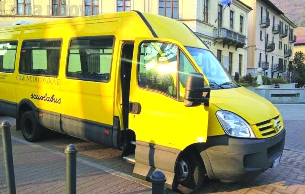 Scuolabus tutto a carico degli utenti: i sindaci insorgono