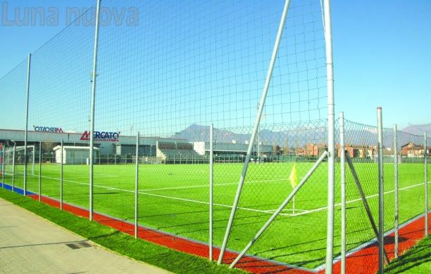 Pianezza, ultimo saluto dopo la tragedia sul campo da calcio
