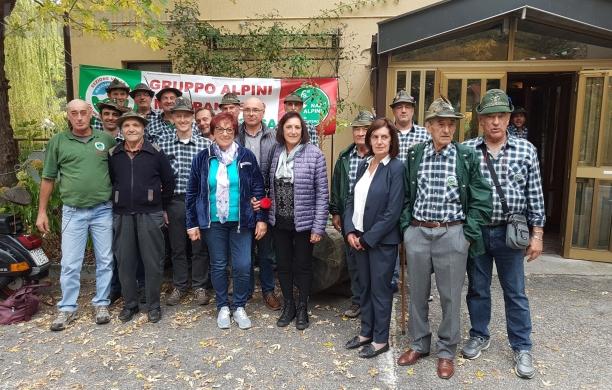 Dagli alpini soldi per ricostruire le baite bruciate